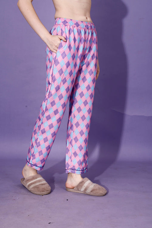 (BOGO) BTS Back Printed Purple & Pink Stripes Pyjama Set With Free Scrunchies