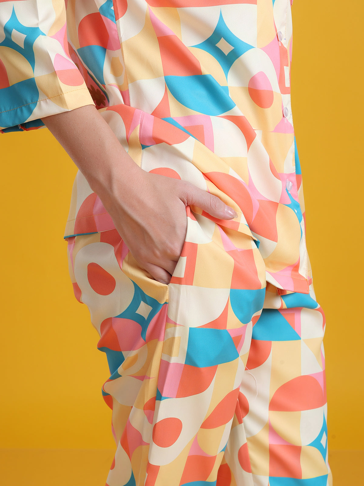 (BOGO) Sunshine Back Printed Blue Pyjama Set With Free Scrunchies